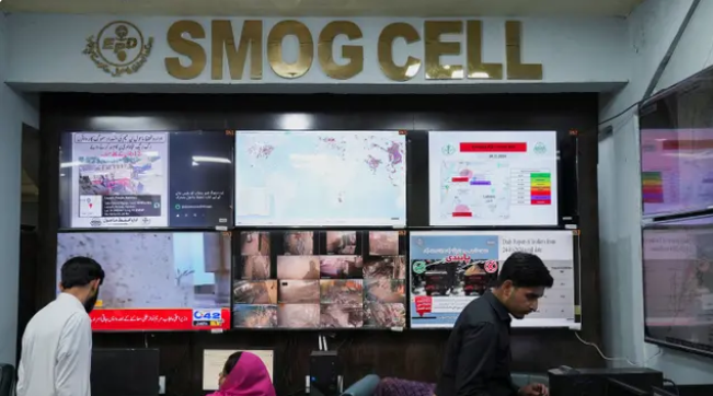 Pakistan's Punjab Province Launches 'Smog War Room' Amid Record Pollution in Lahore